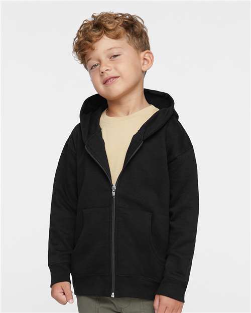 Rabbit Skins 3346 – Black on model